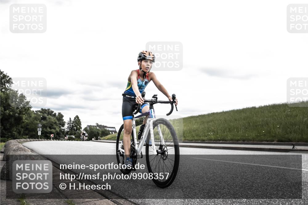 21.06.2026 - 29. Vierlanden-Triathlon H.Heesch http://msf.ph/oto/9908357 21.06.2026 14:43:31 Radfahren 1262, 1287 meine-sportfotos.de