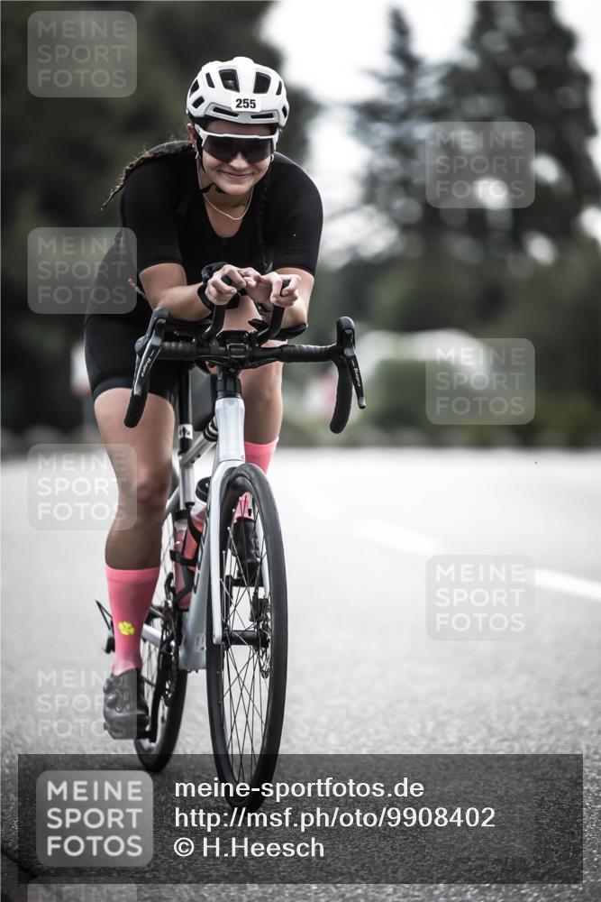 21.06.2026 - 29. Vierlanden-Triathlon H.Heesch http://msf.ph/oto/9908402 21.06.2026 09:25:09 Radfahren 25, 68, 255 meine-sportfotos.de