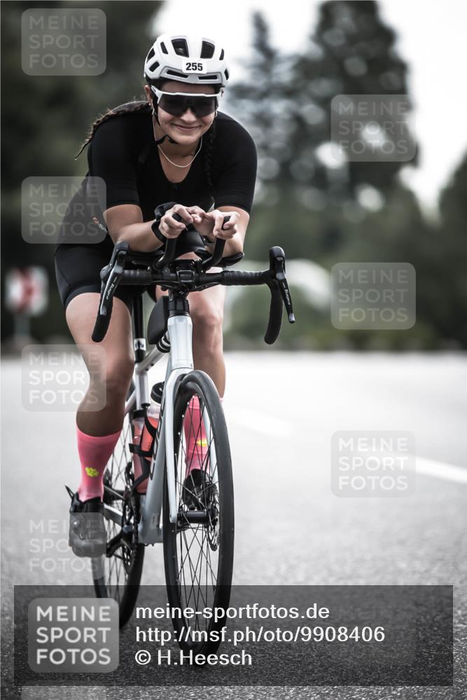 21.06.2026 - 29. Vierlanden-Triathlon H.Heesch http://msf.ph/oto/9908406 21.06.2026 09:25:09 Radfahren 25, 68, 255 meine-sportfotos.de