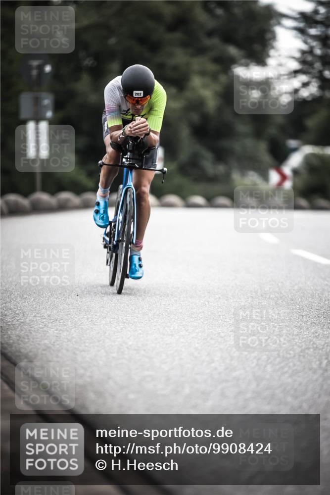 21.06.2026 - 29. Vierlanden-Triathlon H.Heesch http://msf.ph/oto/9908424 21.06.2026 09:25:19 Radfahren 40, 202 meine-sportfotos.de