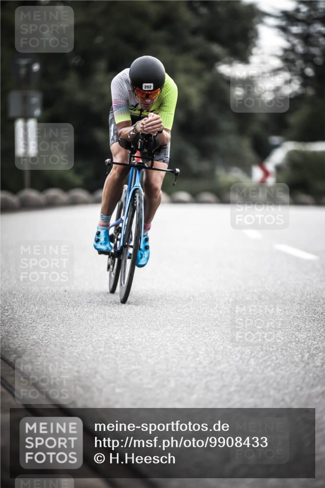 21.06.2026 - 29. Vierlanden-Triathlon H.Heesch http://msf.ph/oto/9908433 21.06.2026 09:25:20 Radfahren 40, 202 meine-sportfotos.de
