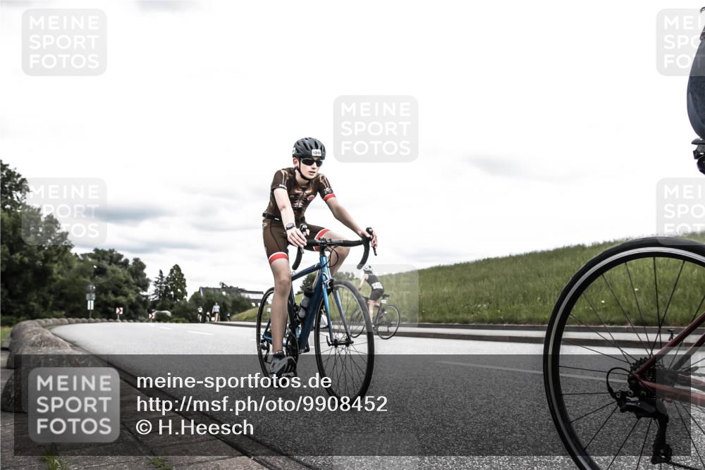 21.06.2026 - 29. Vierlanden-Triathlon H.Heesch http://msf.ph/oto/9908452 21.06.2026 14:43:57 Radfahren 1249, 1275 meine-sportfotos.de