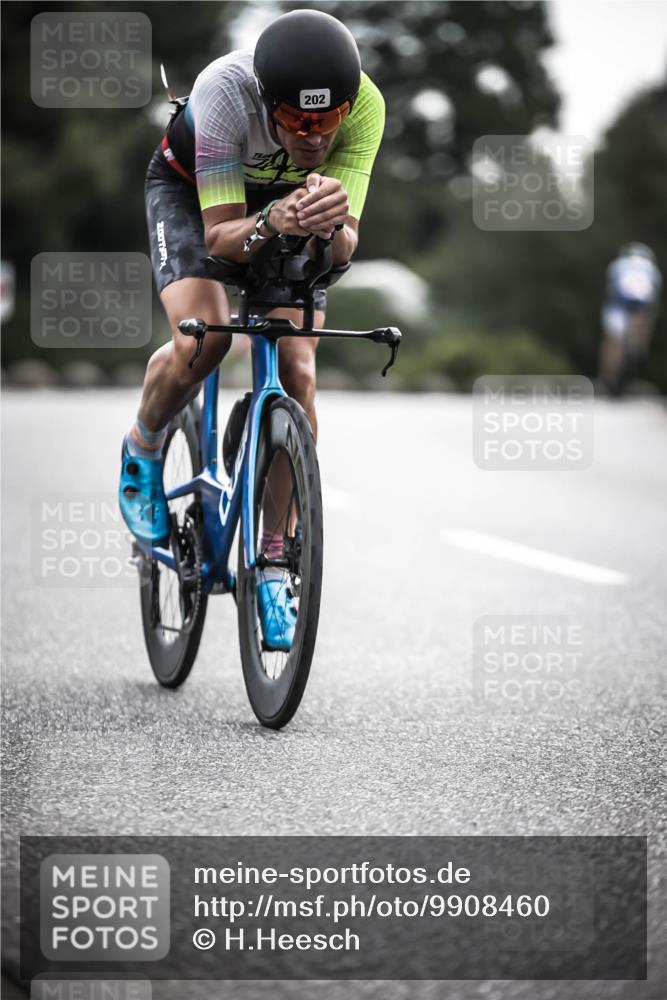 21.06.2026 - 29. Vierlanden-Triathlon H.Heesch http://msf.ph/oto/9908460 21.06.2026 09:25:20 Radfahren 40, 202 meine-sportfotos.de