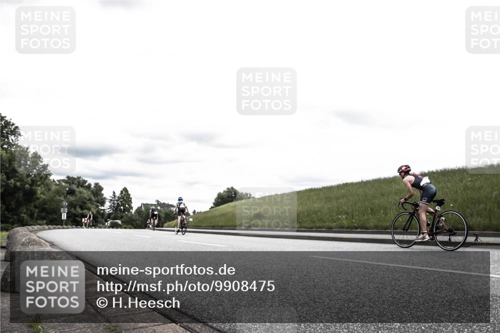21.06.2026 - 29. Vierlanden-Triathlon H.Heesch http://msf.ph/oto/9908475 21.06.2026 14:44:03 Radfahren  meine-sportfotos.de