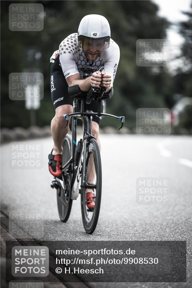 21.06.2026 - 29. Vierlanden-Triathlon H.Heesch http://msf.ph/oto/9908530 21.06.2026 09:25:34 Radfahren 42, 153, 187 meine-sportfotos.de