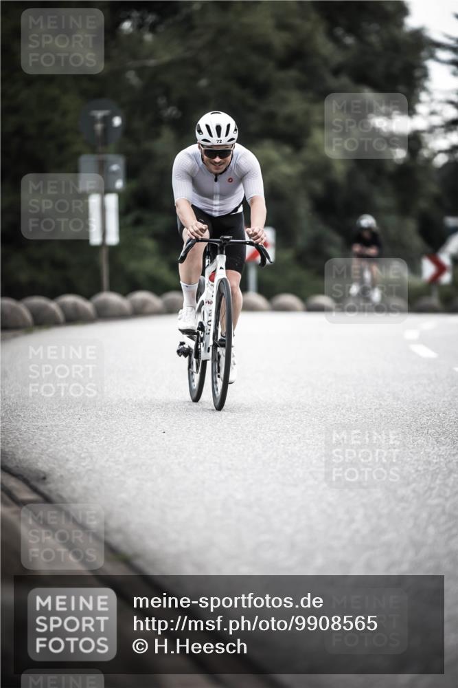 21.06.2026 - 29. Vierlanden-Triathlon H.Heesch http://msf.ph/oto/9908565 21.06.2026 09:25:55 Radfahren 72, 294 meine-sportfotos.de