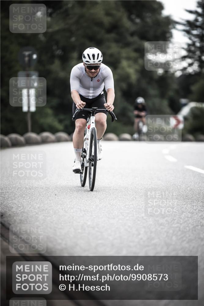 21.06.2026 - 29. Vierlanden-Triathlon H.Heesch http://msf.ph/oto/9908573 21.06.2026 09:25:55 Radfahren 72, 294 meine-sportfotos.de