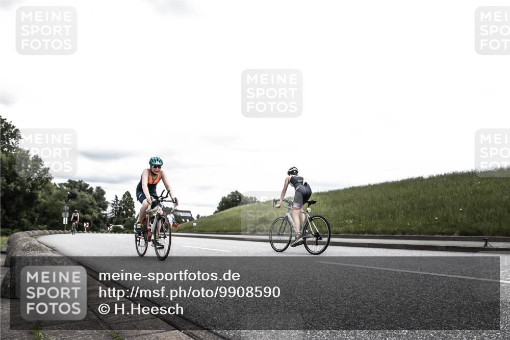 21.06.2026 - 29. Vierlanden-Triathlon H.Heesch http://msf.ph/oto/9908590 21.06.2026 14:45:48 Radfahren 1253, 1255, 1294 meine-sportfotos.de