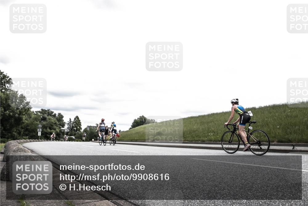 21.06.2026 - 29. Vierlanden-Triathlon H.Heesch http://msf.ph/oto/9908616 21.06.2026 14:45:54 Radfahren 1253 meine-sportfotos.de