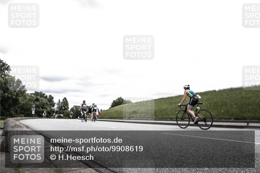 21.06.2026 - 29. Vierlanden-Triathlon H.Heesch http://msf.ph/oto/9908619 21.06.2026 14:45:54 Radfahren 1253 meine-sportfotos.de