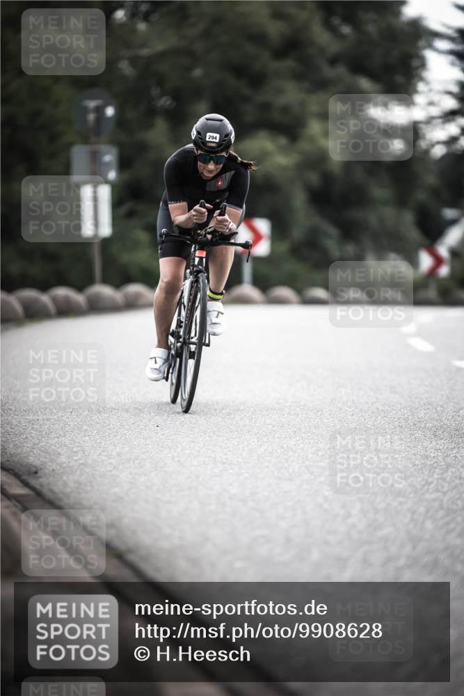 21.06.2026 - 29. Vierlanden-Triathlon H.Heesch http://msf.ph/oto/9908628 21.06.2026 09:26:00 Radfahren 294 meine-sportfotos.de