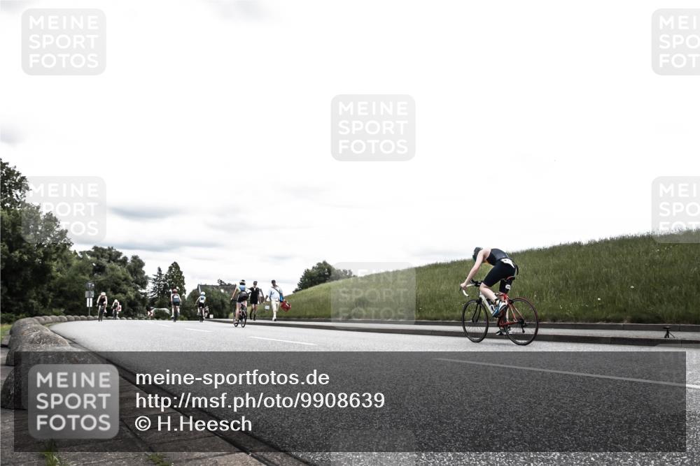 21.06.2026 - 29. Vierlanden-Triathlon H.Heesch http://msf.ph/oto/9908639 21.06.2026 14:45:56 Radfahren 1269 meine-sportfotos.de