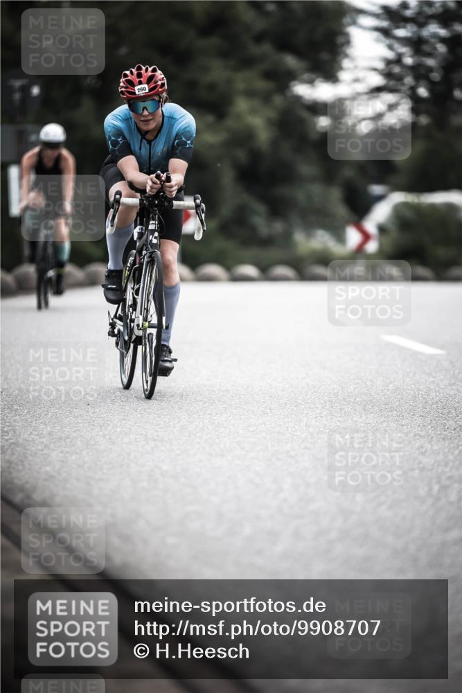 21.06.2026 - 29. Vierlanden-Triathlon H.Heesch http://msf.ph/oto/9908707 21.06.2026 09:26:08 Radfahren 51, 160, 235, 260 meine-sportfotos.de