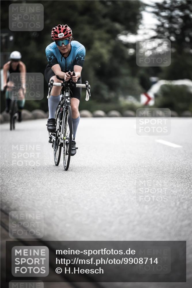21.06.2026 - 29. Vierlanden-Triathlon H.Heesch http://msf.ph/oto/9908714 21.06.2026 09:26:08 Radfahren 51, 160, 235, 260 meine-sportfotos.de