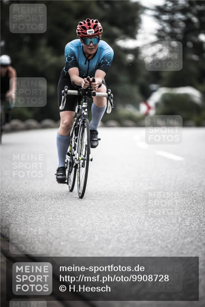 21.06.2026 - 29. Vierlanden-Triathlon H.Heesch http://msf.ph/oto/9908728 21.06.2026 09:26:09 Radfahren 51, 160, 235, 260 meine-sportfotos.de