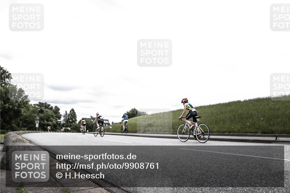 21.06.2026 - 29. Vierlanden-Triathlon H.Heesch http://msf.ph/oto/9908761 21.06.2026 14:46:33 Radfahren  meine-sportfotos.de