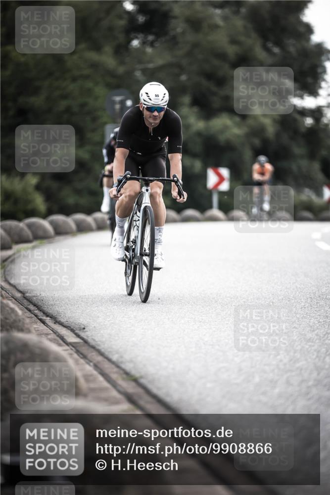 21.06.2026 - 29. Vierlanden-Triathlon H.Heesch http://msf.ph/oto/9908866 21.06.2026 09:26:23 Radfahren 55, 78, 106, 269 meine-sportfotos.de