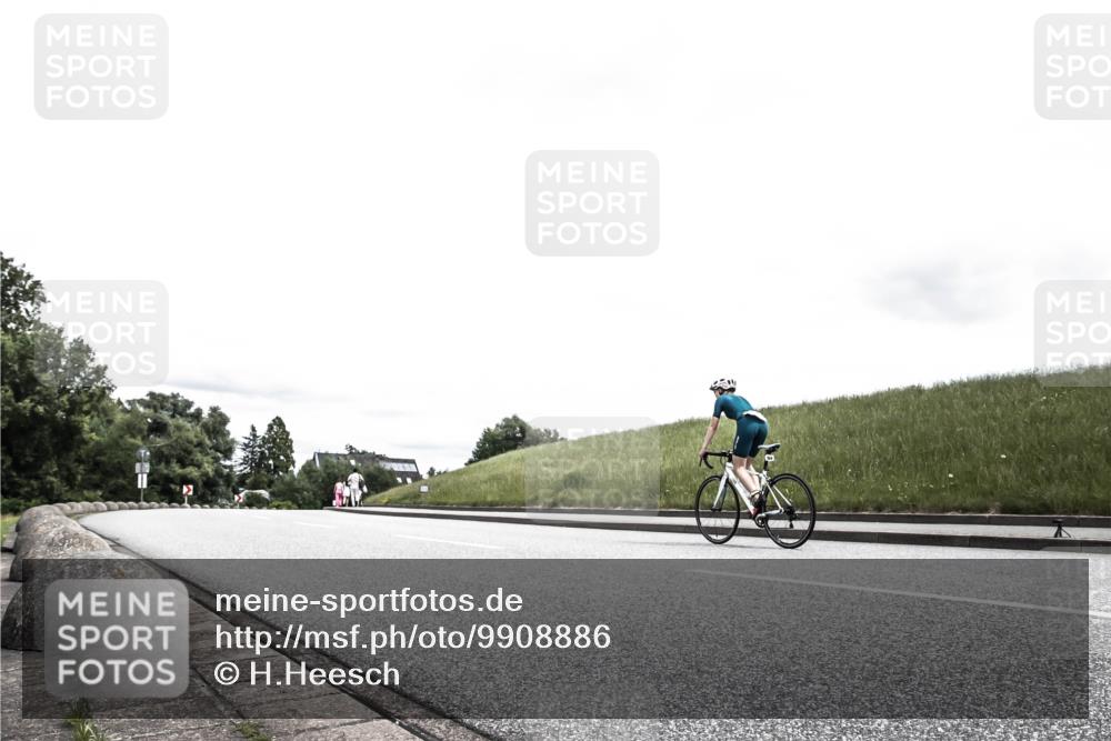 21.06.2026 - 29. Vierlanden-Triathlon H.Heesch http://msf.ph/oto/9908886 21.06.2026 14:51:49 Radfahren  meine-sportfotos.de