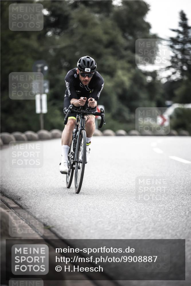21.06.2026 - 29. Vierlanden-Triathlon H.Heesch http://msf.ph/oto/9908887 21.06.2026 09:26:25 Radfahren 55, 78, 106, 269 meine-sportfotos.de