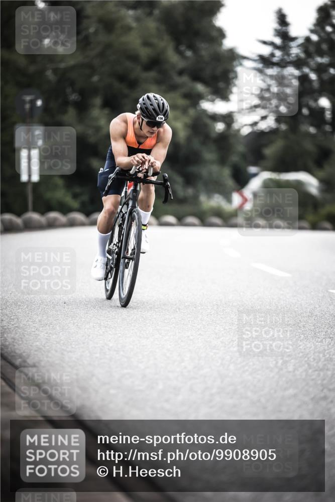 21.06.2026 - 29. Vierlanden-Triathlon H.Heesch http://msf.ph/oto/9908905 21.06.2026 09:26:27 Radfahren 55, 78, 106 meine-sportfotos.de