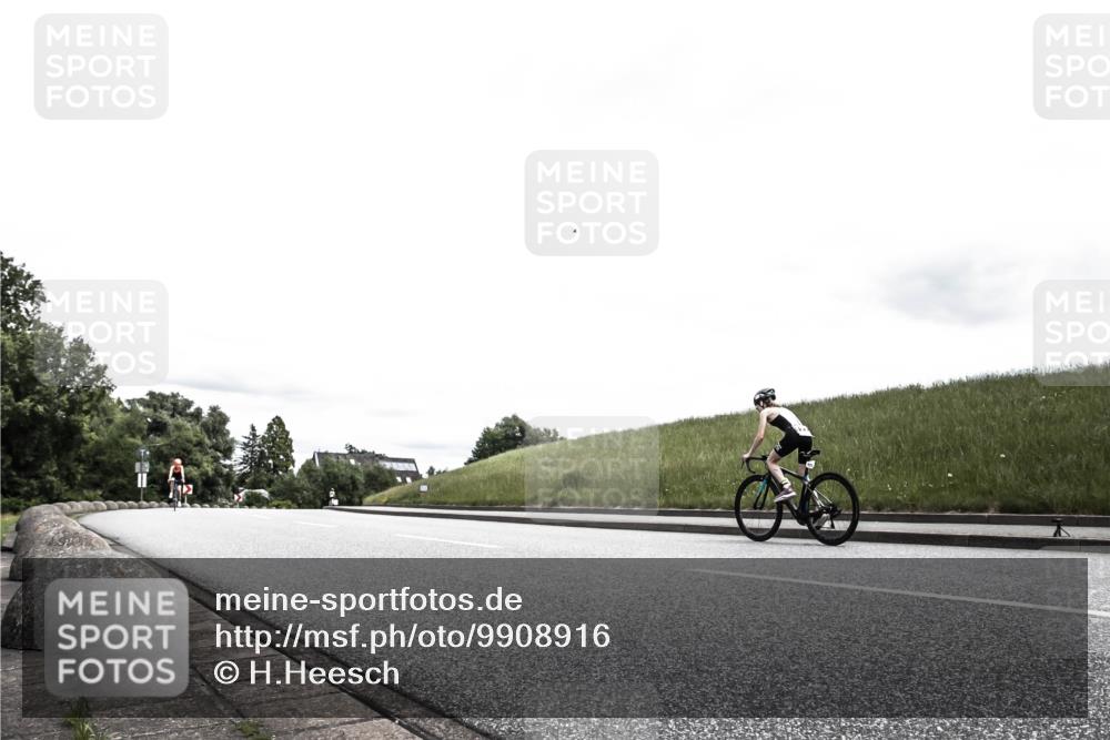 21.06.2026 - 29. Vierlanden-Triathlon H.Heesch http://msf.ph/oto/9908916 21.06.2026 14:52:18 Radfahren  meine-sportfotos.de
