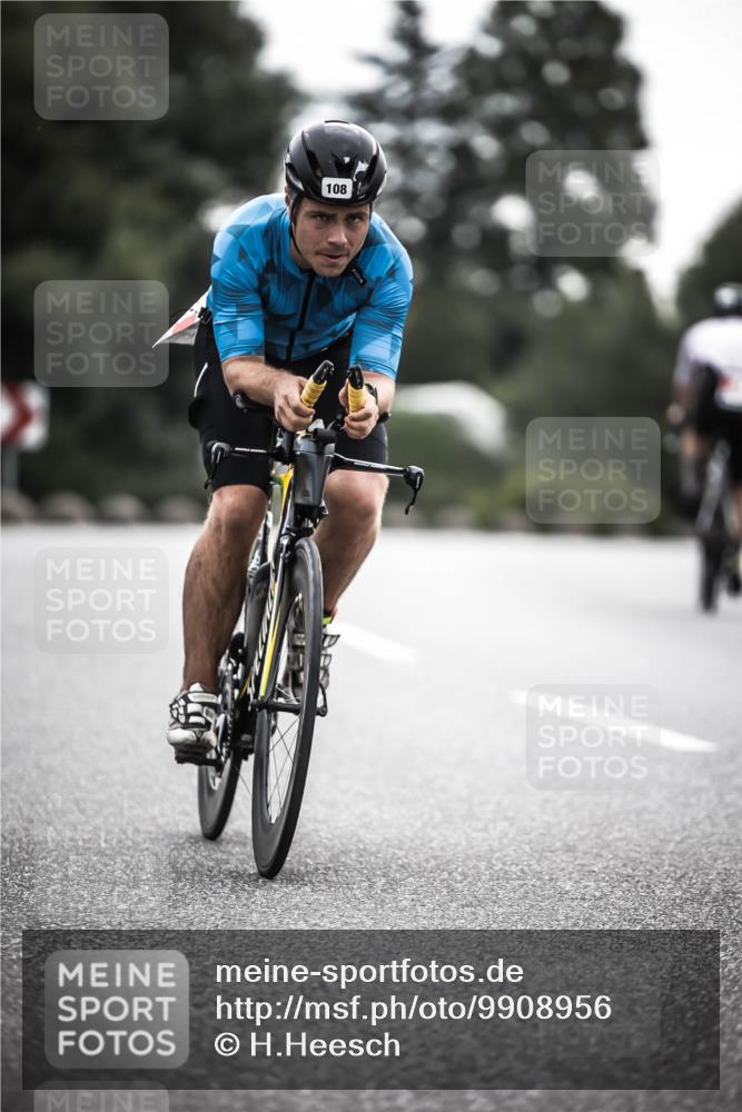 21.06.2026 - 29. Vierlanden-Triathlon H.Heesch http://msf.ph/oto/9908956 21.06.2026 09:26:51 Radfahren 90, 108, 230 meine-sportfotos.de