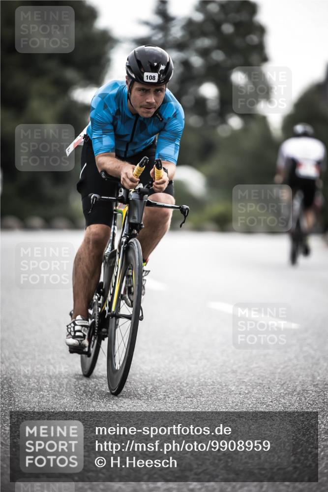21.06.2026 - 29. Vierlanden-Triathlon H.Heesch http://msf.ph/oto/9908959 21.06.2026 09:26:51 Radfahren 90, 108, 230 meine-sportfotos.de
