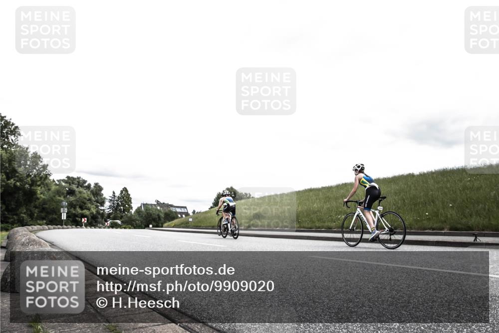 21.06.2026 - 29. Vierlanden-Triathlon H.Heesch http://msf.ph/oto/9909020 21.06.2026 14:53:01 Radfahren  meine-sportfotos.de