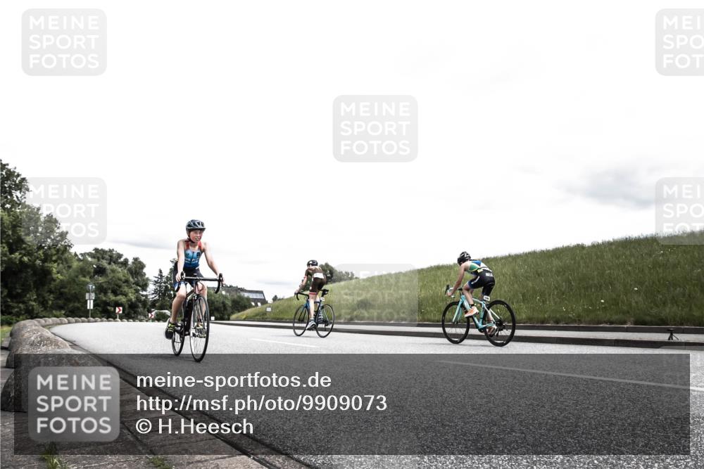 21.06.2026 - 29. Vierlanden-Triathlon H.Heesch http://msf.ph/oto/9909073 21.06.2026 14:53:36 Radfahren  meine-sportfotos.de