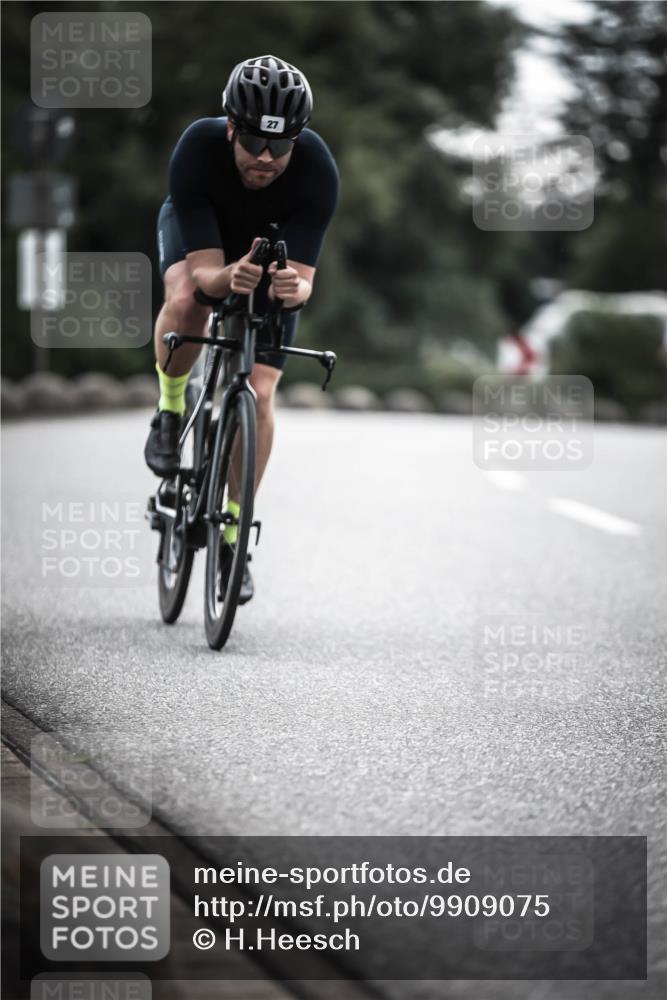 21.06.2026 - 29. Vierlanden-Triathlon H.Heesch http://msf.ph/oto/9909075 21.06.2026 09:27:16 Radfahren 27, 43, 56, 103, 139, 179, 198 meine-sportfotos.de