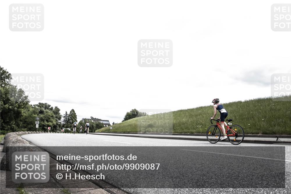 21.06.2026 - 29. Vierlanden-Triathlon H.Heesch http://msf.ph/oto/9909087 21.06.2026 14:53:41 Radfahren  meine-sportfotos.de