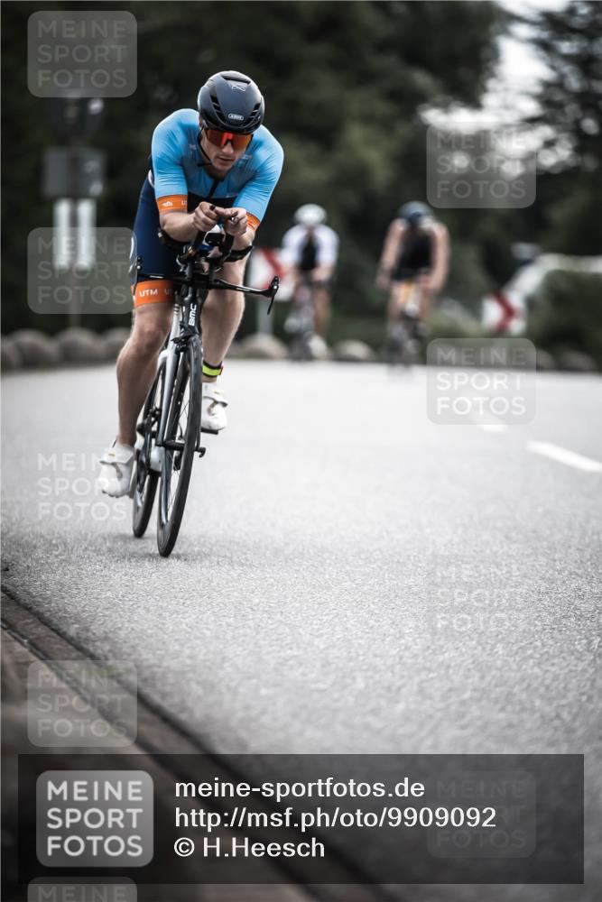 21.06.2026 - 29. Vierlanden-Triathlon H.Heesch http://msf.ph/oto/9909092 21.06.2026 09:27:19 Radfahren 27, 43, 56, 86, 103, 139, 157, 179 meine-sportfotos.de
