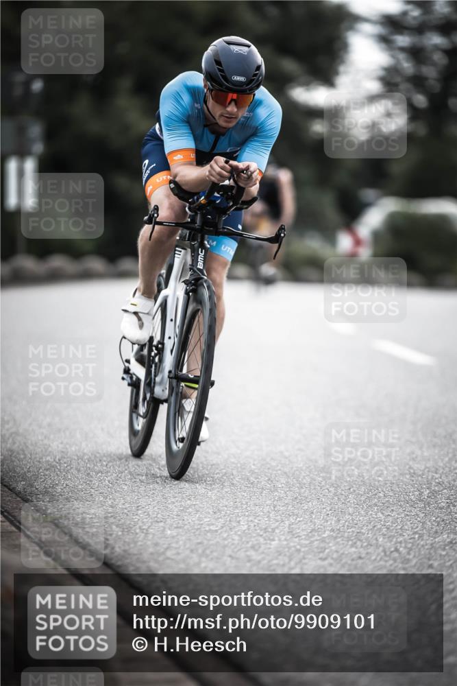 21.06.2026 - 29. Vierlanden-Triathlon H.Heesch http://msf.ph/oto/9909101 21.06.2026 09:27:19 Radfahren 27, 43, 56, 86, 103, 139, 157, 179 meine-sportfotos.de