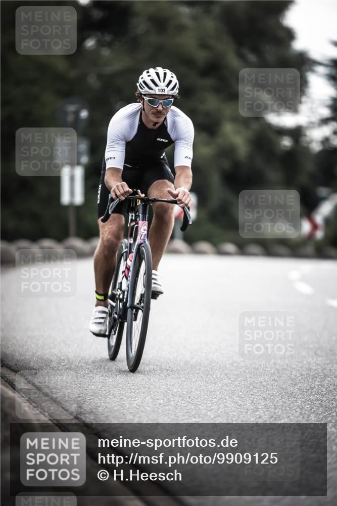 21.06.2026 - 29. Vierlanden-Triathlon H.Heesch http://msf.ph/oto/9909125 21.06.2026 09:27:23 Radfahren 56, 69, 86, 103, 130, 139, 157 meine-sportfotos.de