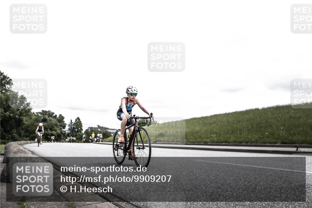21.06.2026 - 29. Vierlanden-Triathlon H.Heesch http://msf.ph/oto/9909207 21.06.2026 14:56:14 Radfahren 1297, 1304, 1331 meine-sportfotos.de