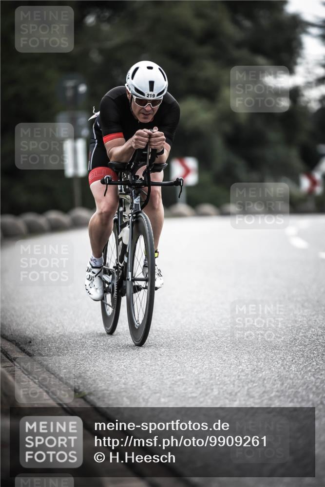 21.06.2026 - 29. Vierlanden-Triathlon H.Heesch http://msf.ph/oto/9909261 21.06.2026 09:27:57 Radfahren 83, 99, 219 meine-sportfotos.de
