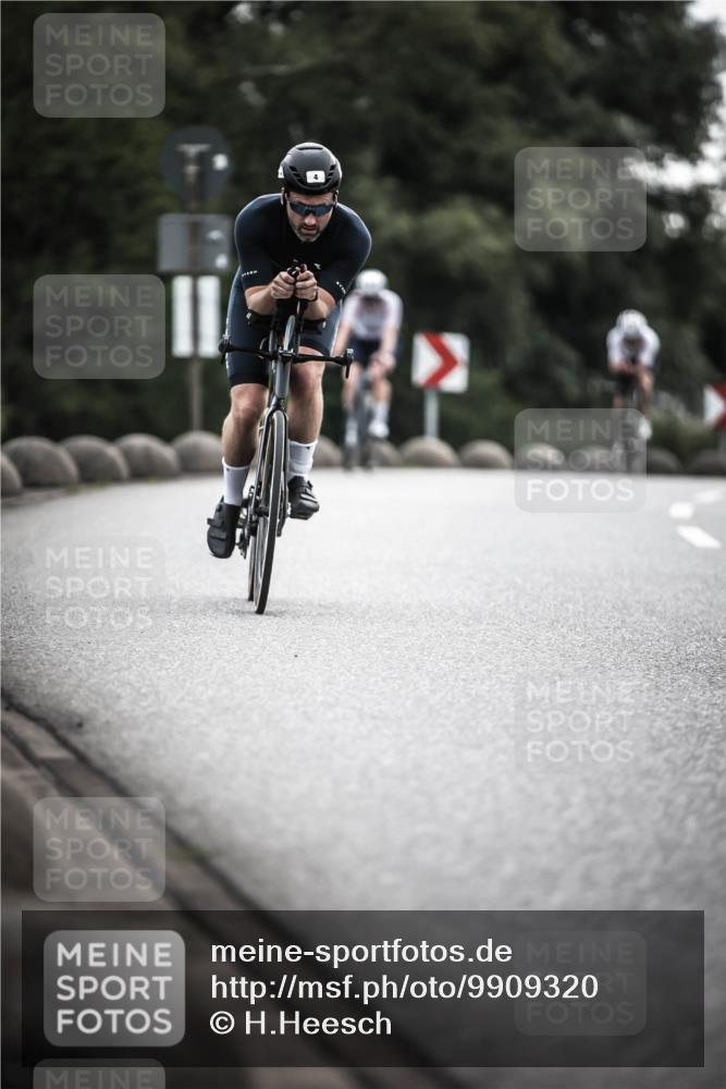 21.06.2026 - 29. Vierlanden-Triathlon H.Heesch http://msf.ph/oto/9909320 21.06.2026 09:28:17 Radfahren 4, 151, 154, 277 meine-sportfotos.de