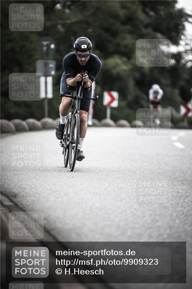 21.06.2026 - 29. Vierlanden-Triathlon H.Heesch http://msf.ph/oto/9909323 21.06.2026 09:28:17 Radfahren 4, 151, 154, 277 meine-sportfotos.de