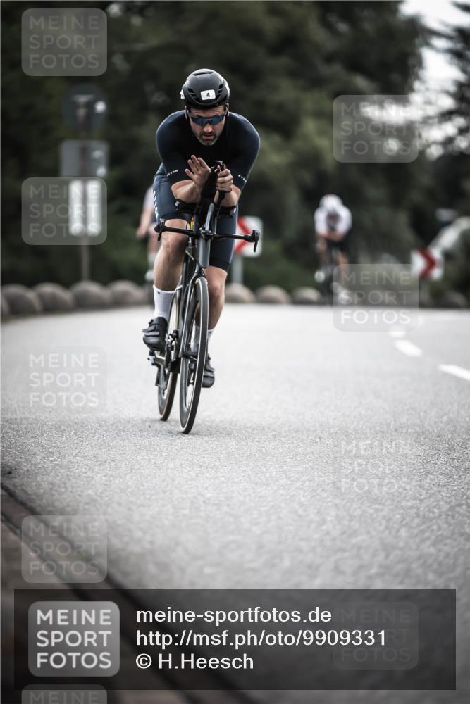 21.06.2026 - 29. Vierlanden-Triathlon H.Heesch http://msf.ph/oto/9909331 21.06.2026 09:28:17 Radfahren 4, 151, 154, 277 meine-sportfotos.de