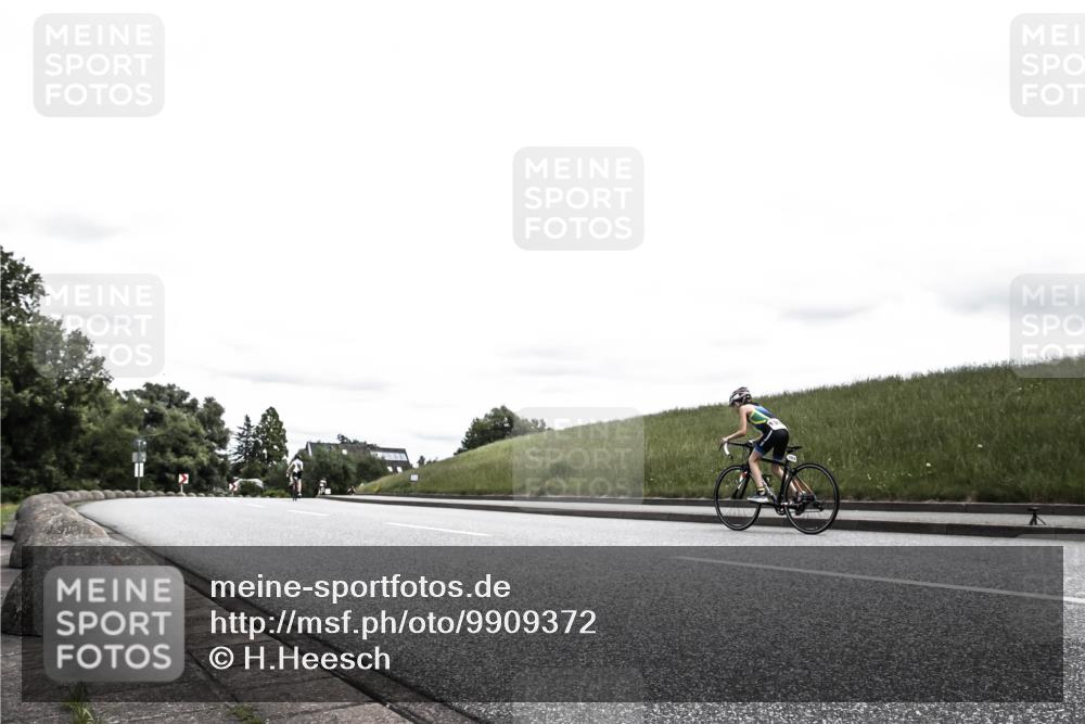 21.06.2026 - 29. Vierlanden-Triathlon H.Heesch http://msf.ph/oto/9909372 21.06.2026 14:56:51 Radfahren  meine-sportfotos.de
