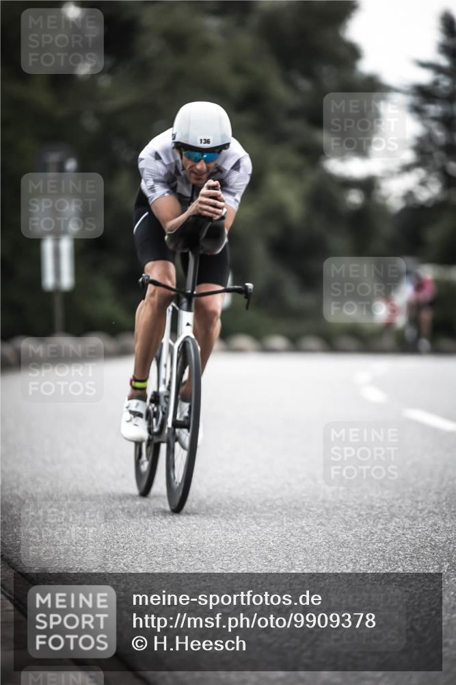 21.06.2026 - 29. Vierlanden-Triathlon H.Heesch http://msf.ph/oto/9909378 21.06.2026 09:29:08 Radfahren 5, 136, 142, 181, 195 meine-sportfotos.de