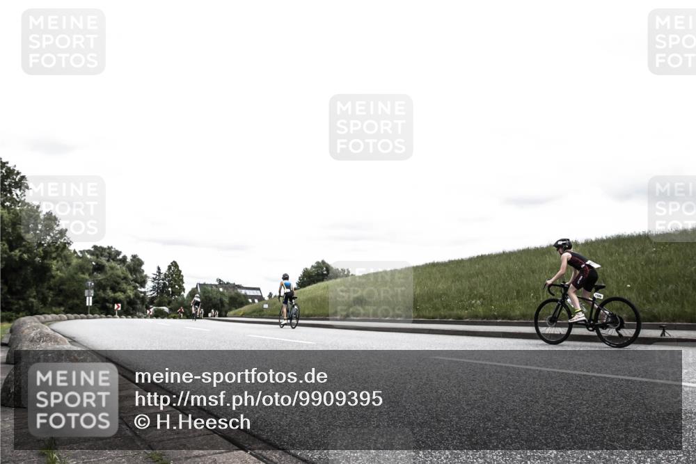 21.06.2026 - 29. Vierlanden-Triathlon H.Heesch http://msf.ph/oto/9909395 21.06.2026 14:56:54 Radfahren  meine-sportfotos.de