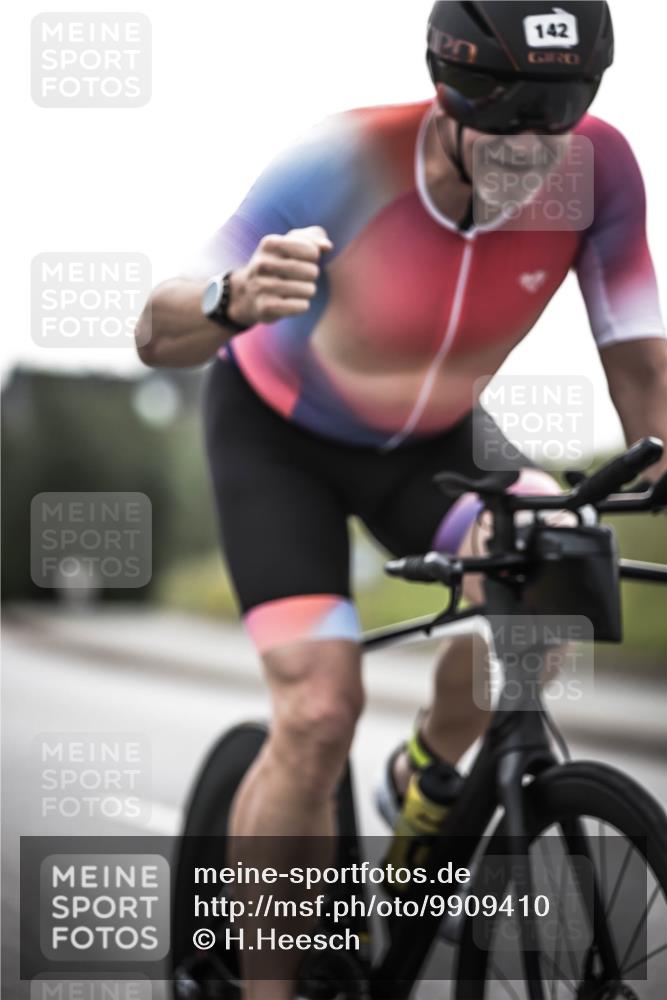 21.06.2026 - 29. Vierlanden-Triathlon H.Heesch http://msf.ph/oto/9909410 21.06.2026 09:29:15 Radfahren 5, 142, 156, 181, 195 meine-sportfotos.de