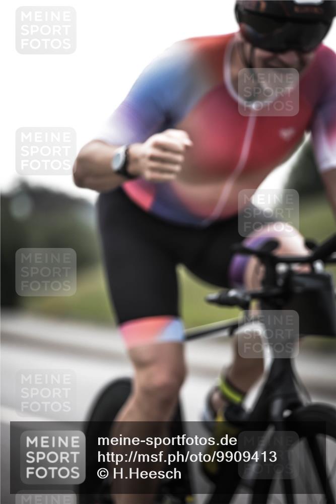 21.06.2026 - 29. Vierlanden-Triathlon H.Heesch http://msf.ph/oto/9909413 21.06.2026 09:29:15 Radfahren 5, 142, 156, 181, 195 meine-sportfotos.de