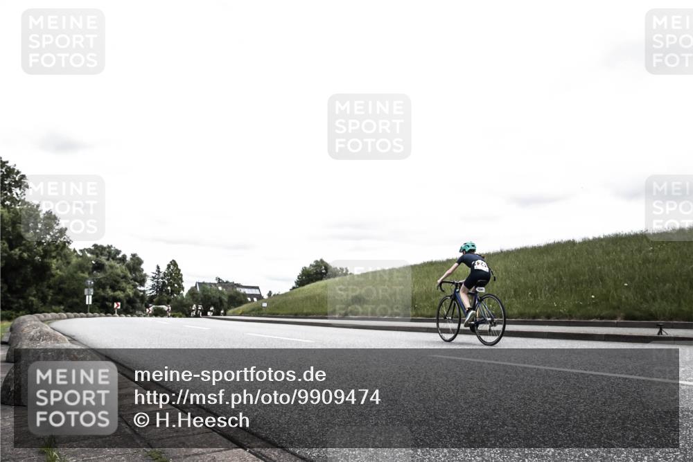21.06.2026 - 29. Vierlanden-Triathlon H.Heesch http://msf.ph/oto/9909474 21.06.2026 14:57:27 Radfahren  meine-sportfotos.de