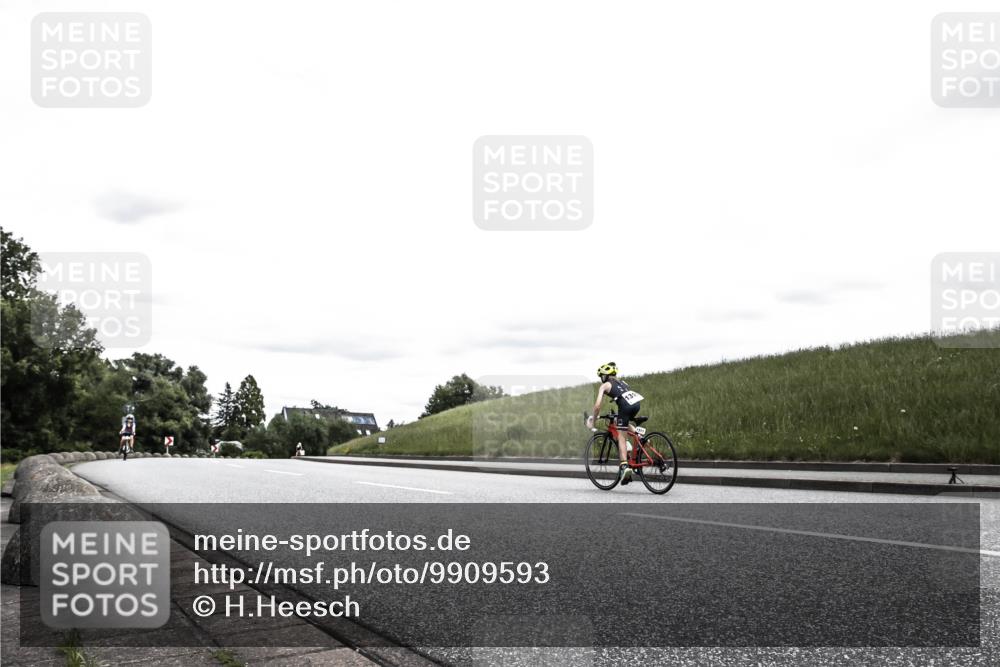21.06.2026 - 29. Vierlanden-Triathlon H.Heesch http://msf.ph/oto/9909593 21.06.2026 14:59:23 Radfahren 1306 meine-sportfotos.de