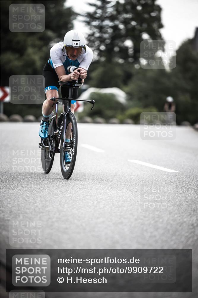 21.06.2026 - 29. Vierlanden-Triathlon H.Heesch http://msf.ph/oto/9909722 21.06.2026 09:29:30 Radfahren 141 meine-sportfotos.de