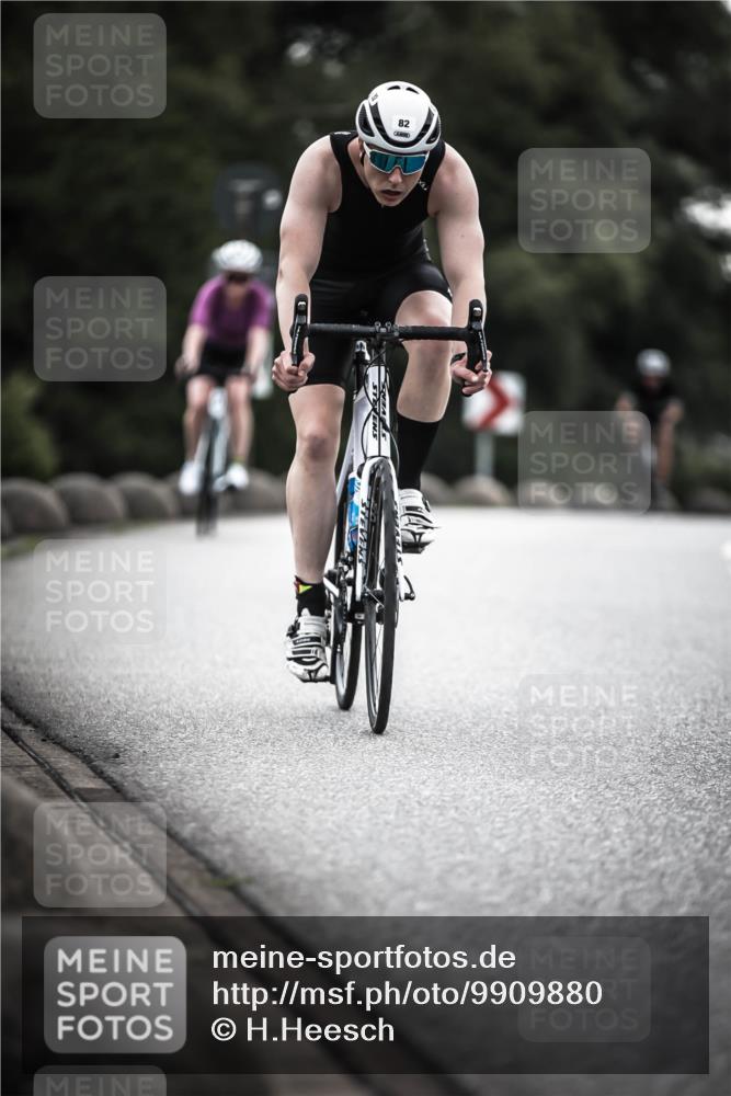 21.06.2026 - 29. Vierlanden-Triathlon H.Heesch http://msf.ph/oto/9909880 21.06.2026 09:30:02 Radfahren 38, 59, 67, 82, 100, 109, 163, 232, 276 meine-sportfotos.de