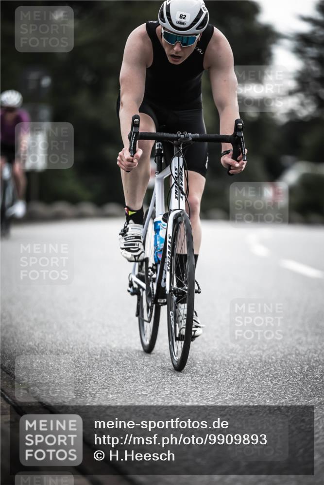 21.06.2026 - 29. Vierlanden-Triathlon H.Heesch http://msf.ph/oto/9909893 21.06.2026 09:30:02 Radfahren 38, 59, 67, 82, 100, 109, 163, 232, 276 meine-sportfotos.de