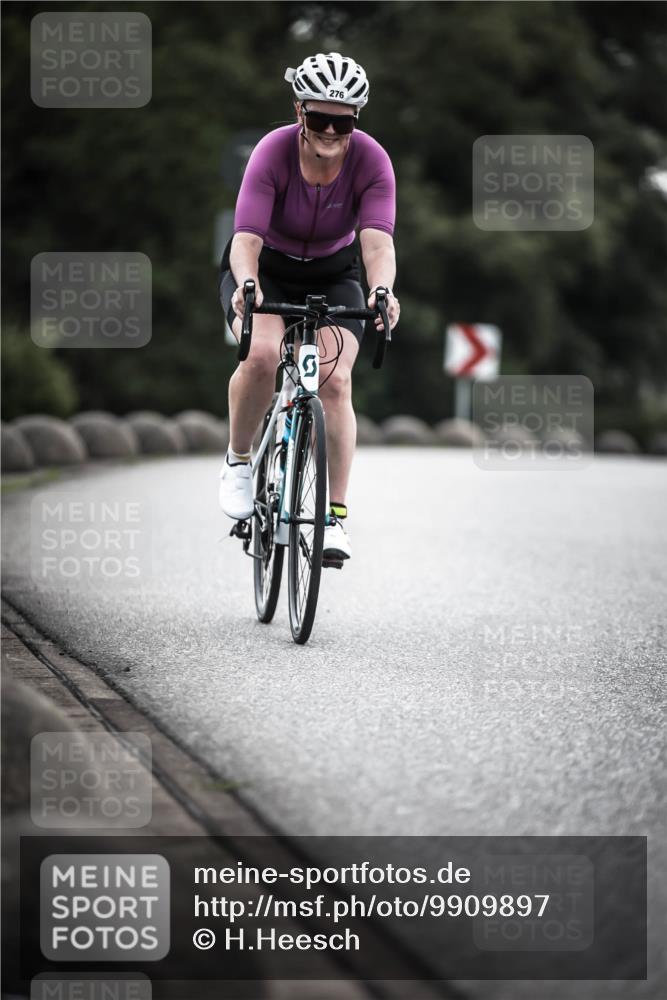 21.06.2026 - 29. Vierlanden-Triathlon H.Heesch http://msf.ph/oto/9909897 21.06.2026 09:30:04 Radfahren 38, 59, 82, 100, 109, 163, 174, 232, 276 meine-sportfotos.de